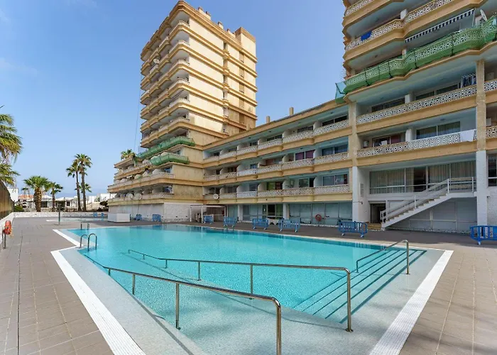 Cozy With Balcony, Pool And Wifi In Playa De Americas Apartament Playa de las Americas (Tenerife)
