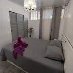 Cozy With Balcony, Pool And Wifi In Playa De Americas Apartment