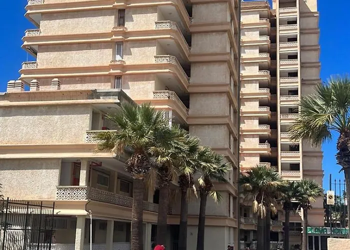 Daire Cozy With Balcony, Pool And Wifi In Playa De Americas *