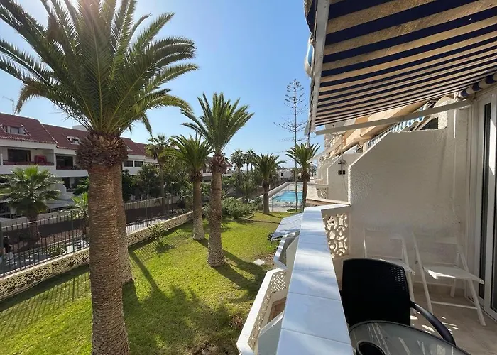 Cozy With Balcony, Pool And Wifi In Playa De Americas Apartament